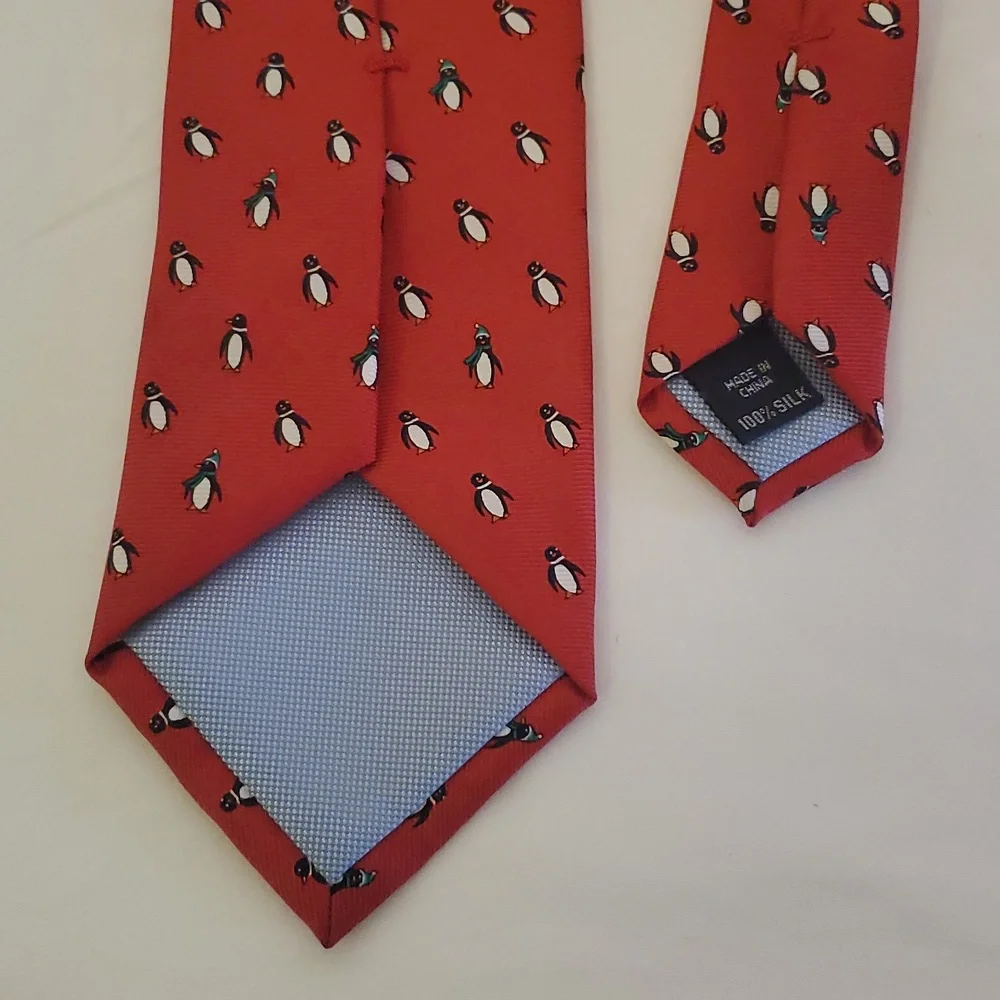100% Silk Neck Tie Tommy Hilfiger Holiday Penguin Print Christmas Red